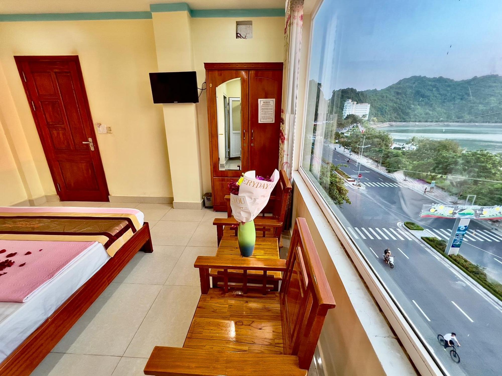 Manh Vuong Hotel Dong Khe Sau Extérieur photo